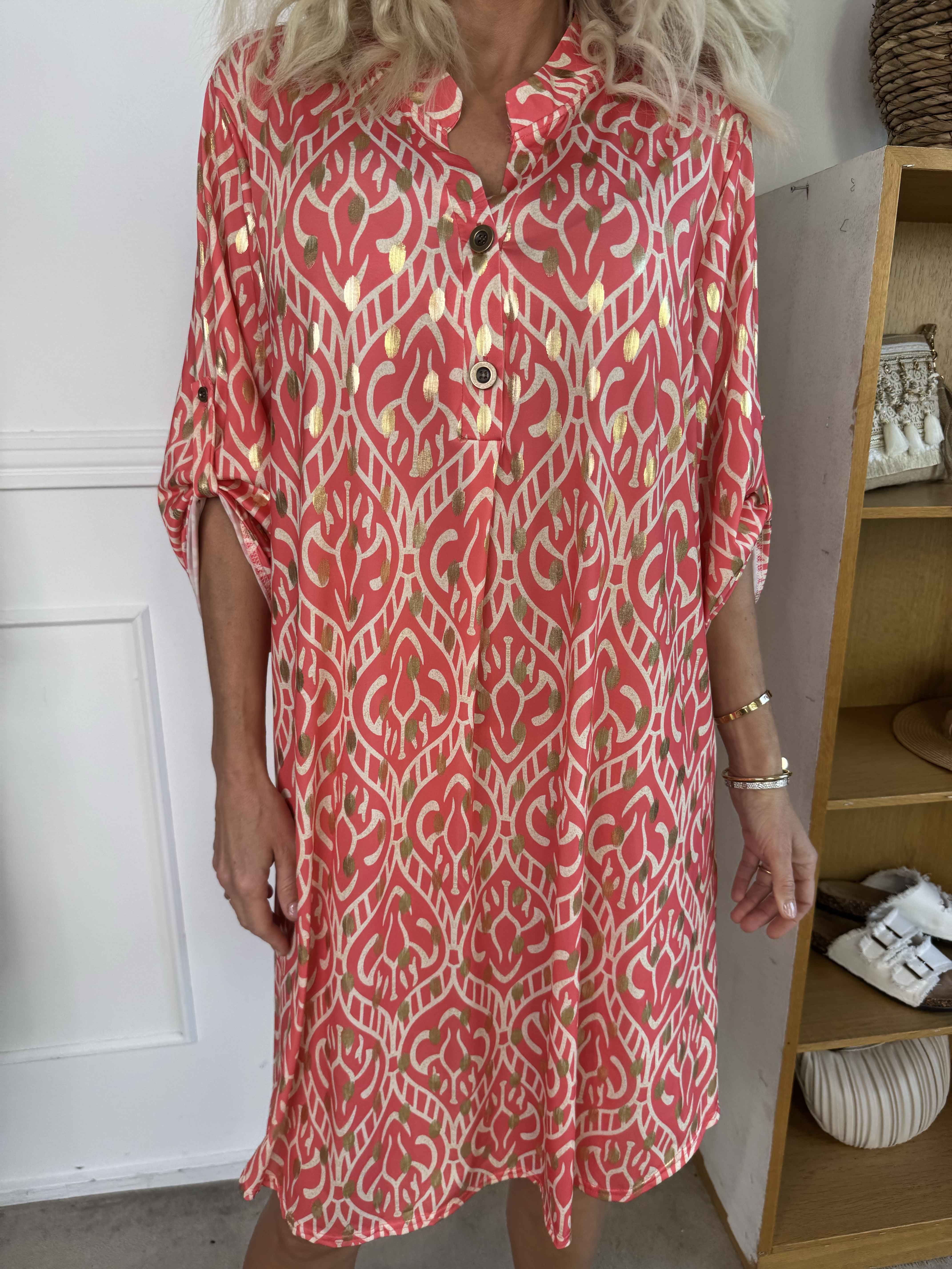Ebba Boho Long - Elastisk mönstrad klänning med guldprickar